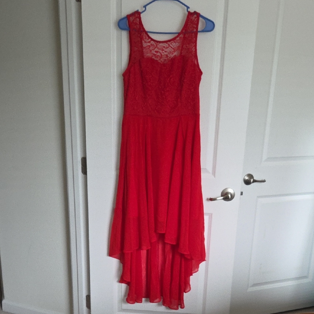 Elegant Red Lace Women's Dress